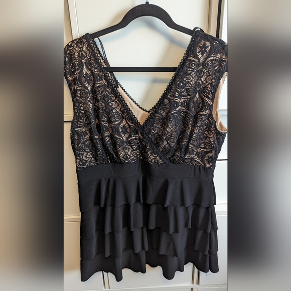 women's plus sz lace top - Picture 1 of 3